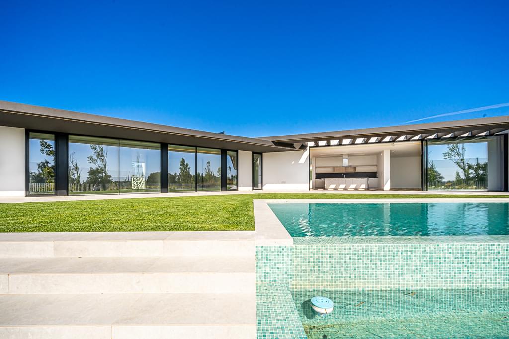 5 Bedroom Detached house with garden, Quinta da Beloura, Sintra 51340667
