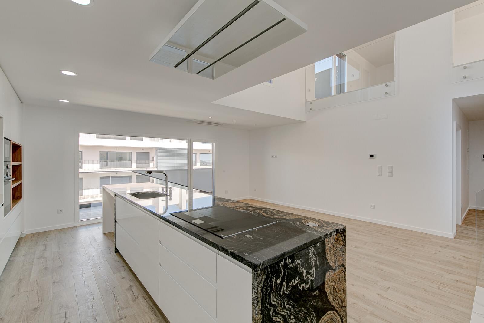 Duplex T4 com vista, Montijo - Imagem 35