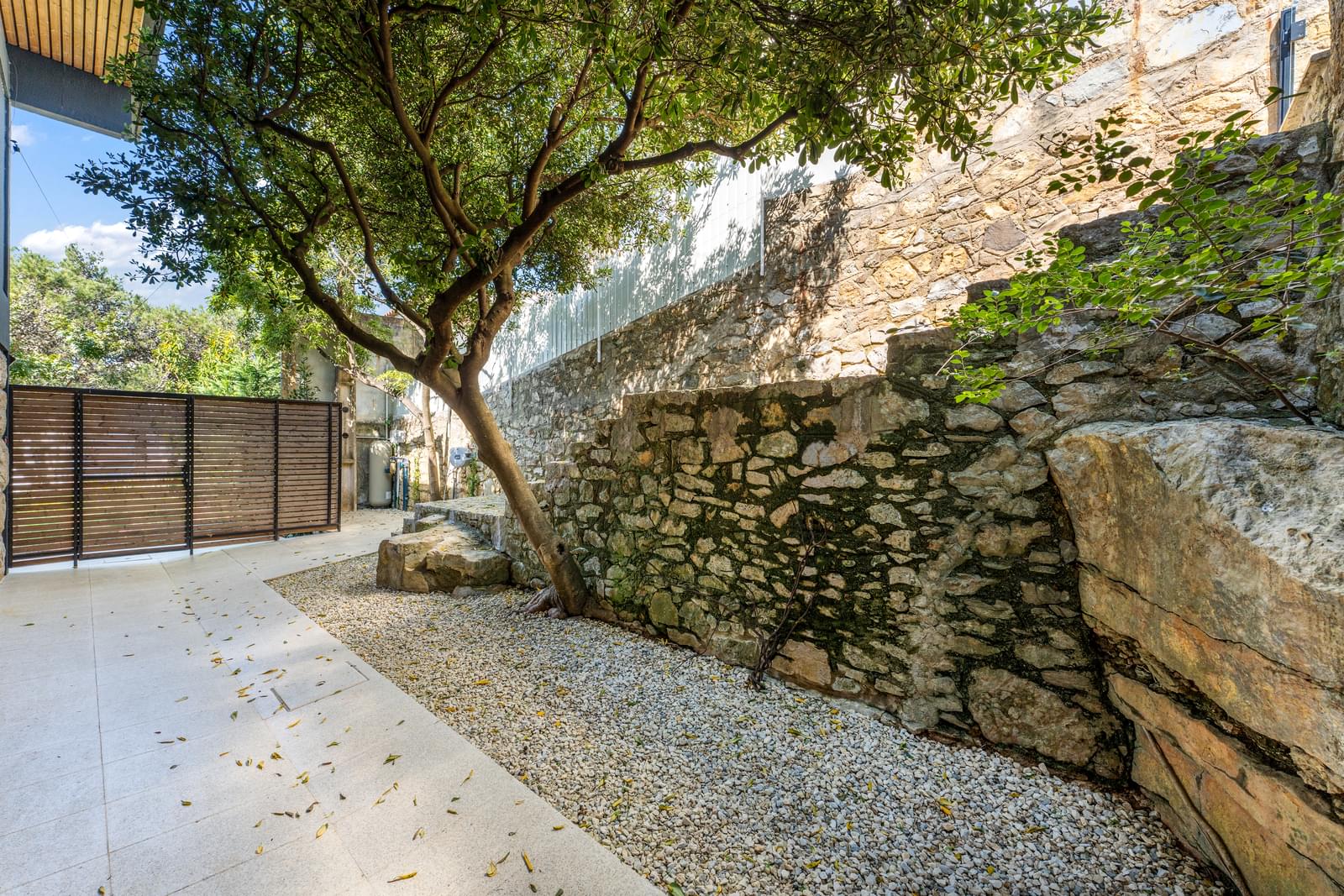 4 Bedroom Villa/Townhouse's Image 58