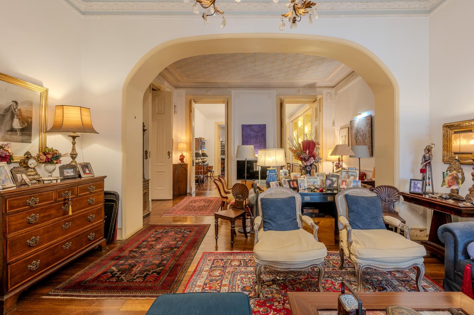 Apartamento T2 + 2 com estacionamento, Santa Catarina, Lisboa - Imagem 13