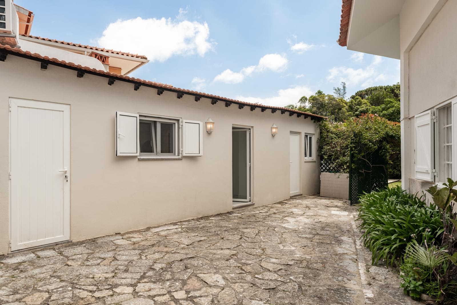 Moradia T3 + 1 com piscina, Estoril, Cascais - Imagem 46