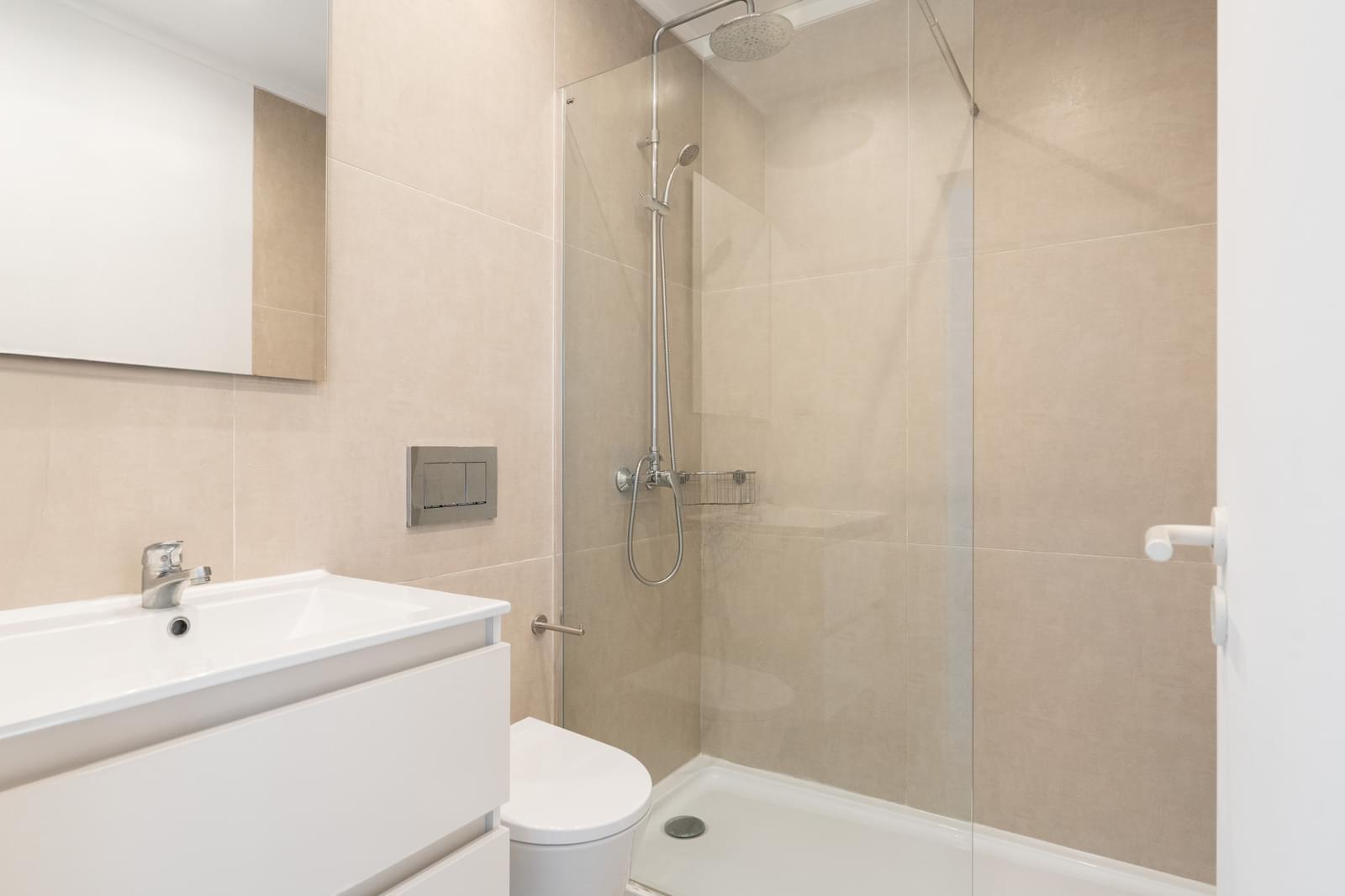 Moradia T3 + 1 com piscina, Estoril, Cascais - Imagem 36