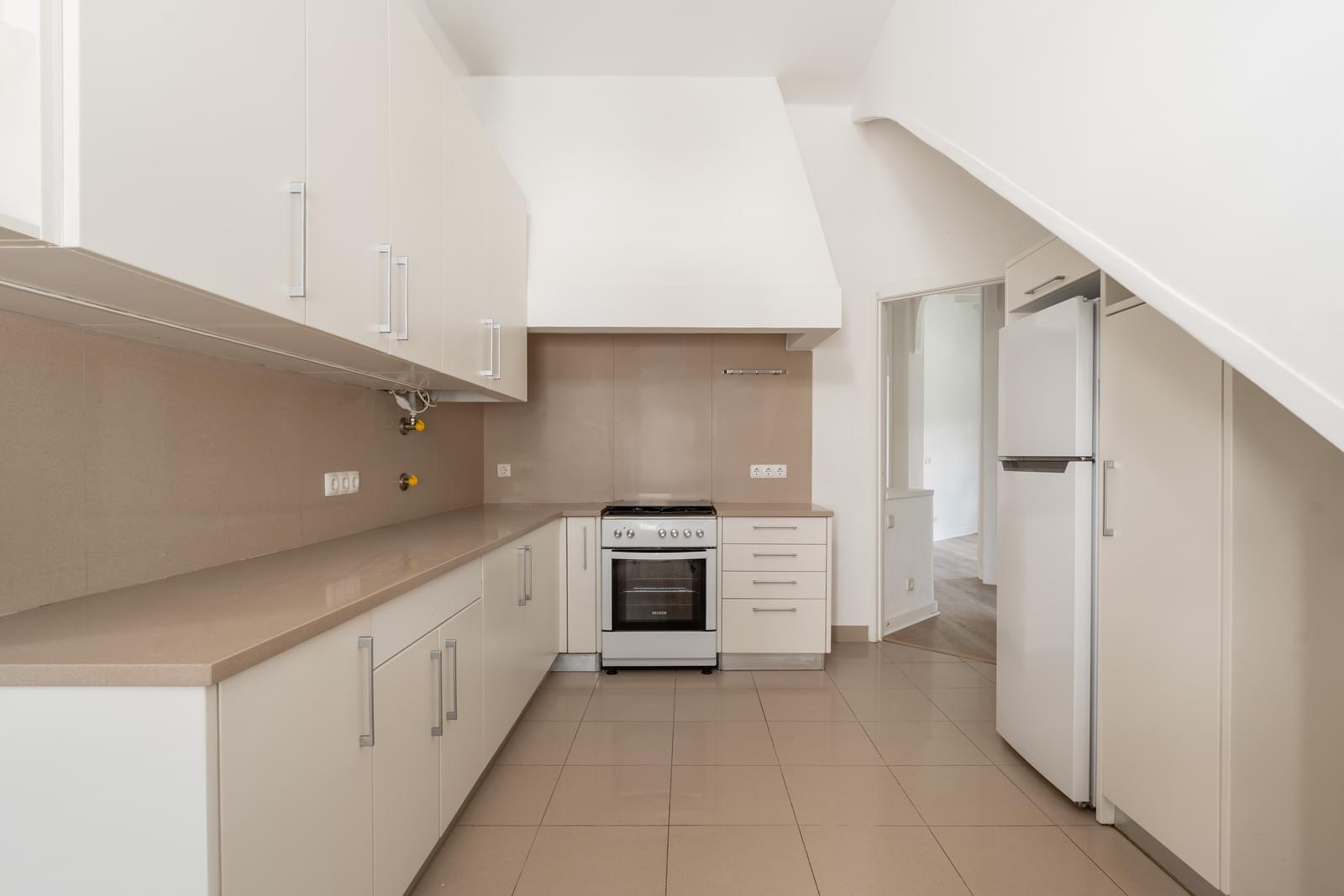 Moradia T3 + 1 com piscina, Estoril, Cascais - Imagem 19