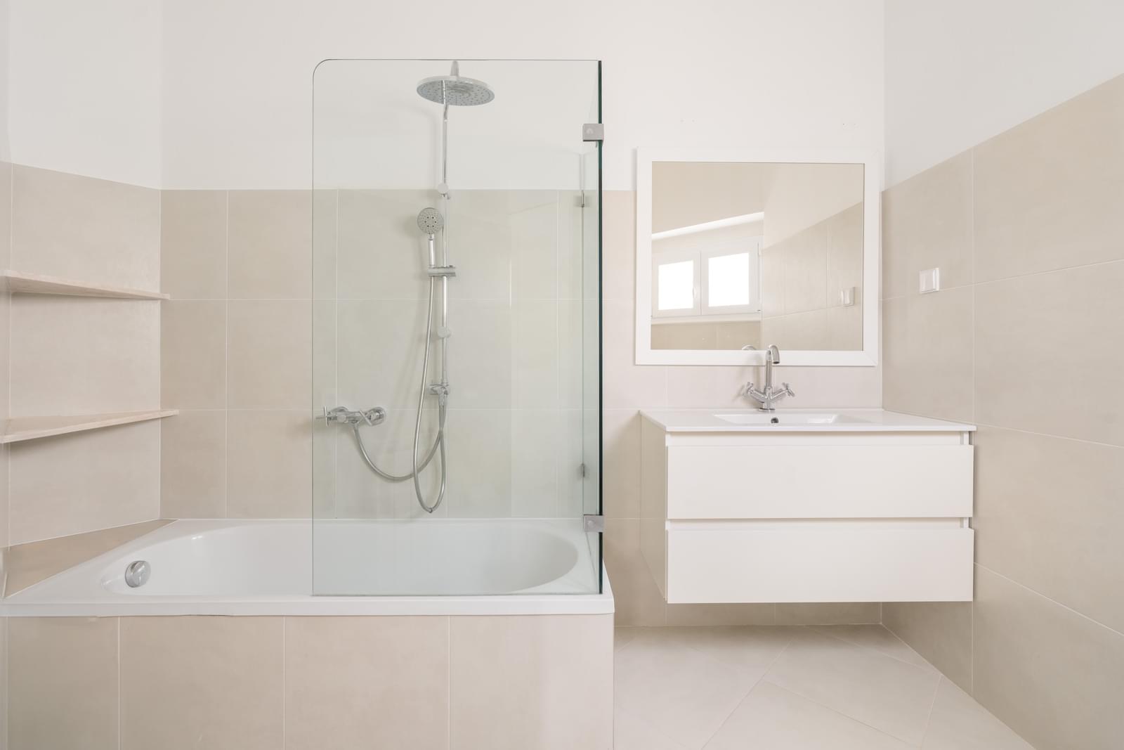 Moradia T3 + 1 com piscina, Estoril, Cascais - Imagem 16