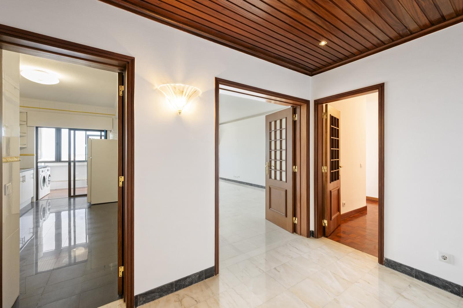 Apartamento T3 com vista, Quinta das Palmeiras, Oeiras - Imagem 6