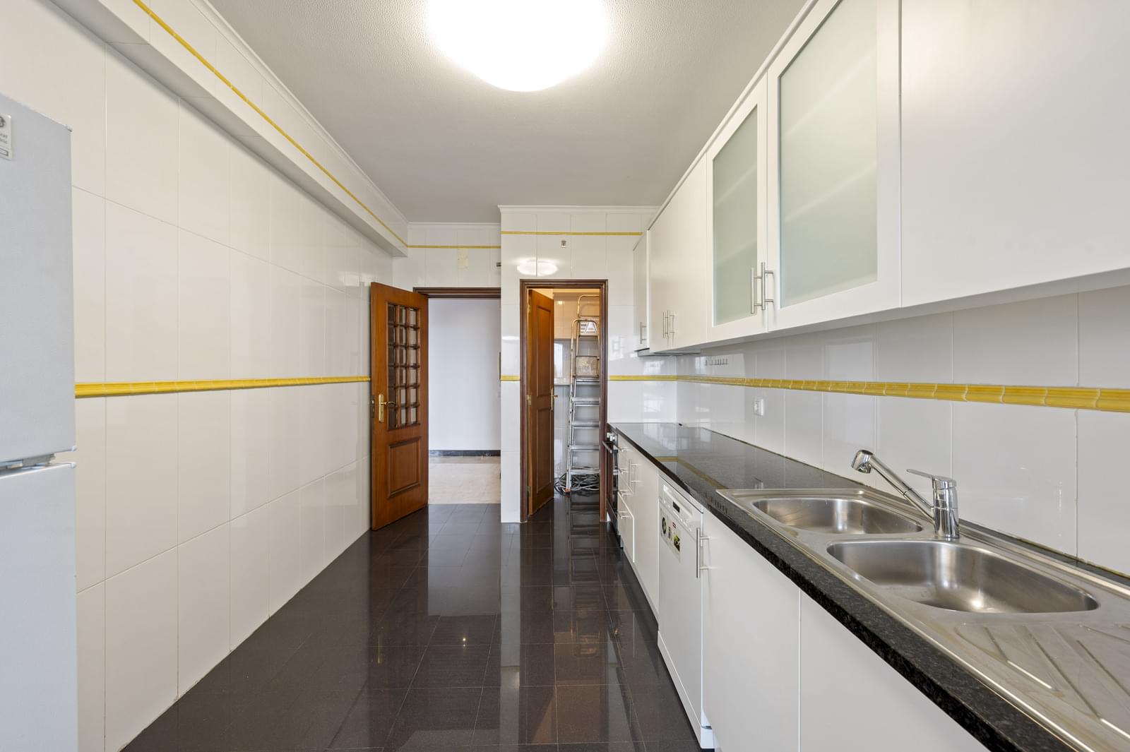 Apartamento T3 com vista, Quinta das Palmeiras, Oeiras - Imagem 15