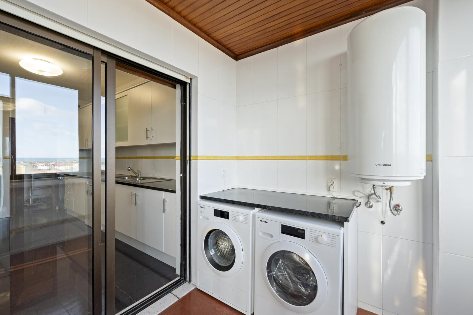 Apartamento T3 com vista, Quinta das Palmeiras, Oeiras - Imagem 16