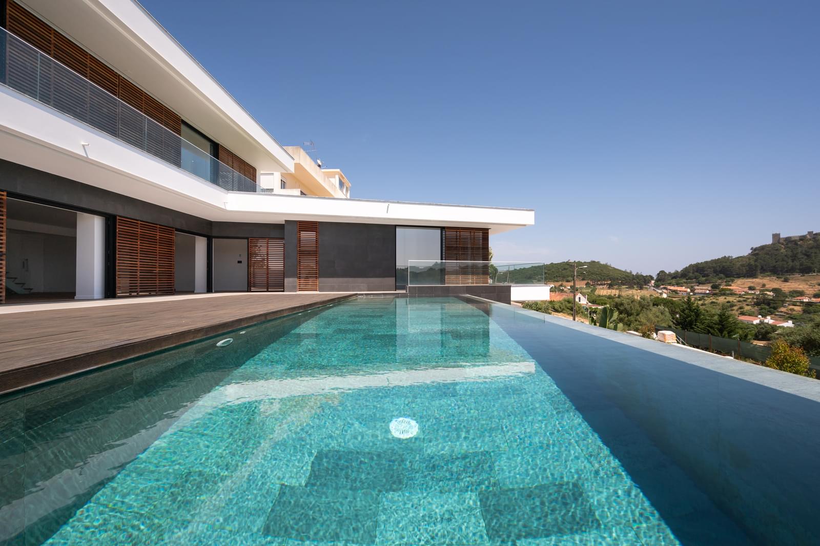 Moradia T4 com piscina, Castelo, Sesimbra - Imagem 3