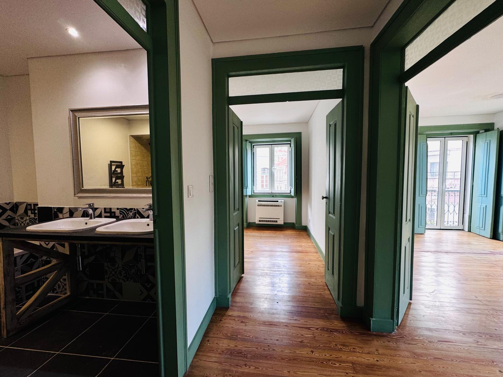 Apartamento T2 com vista, Graça, Lisboa - Imagem 13
