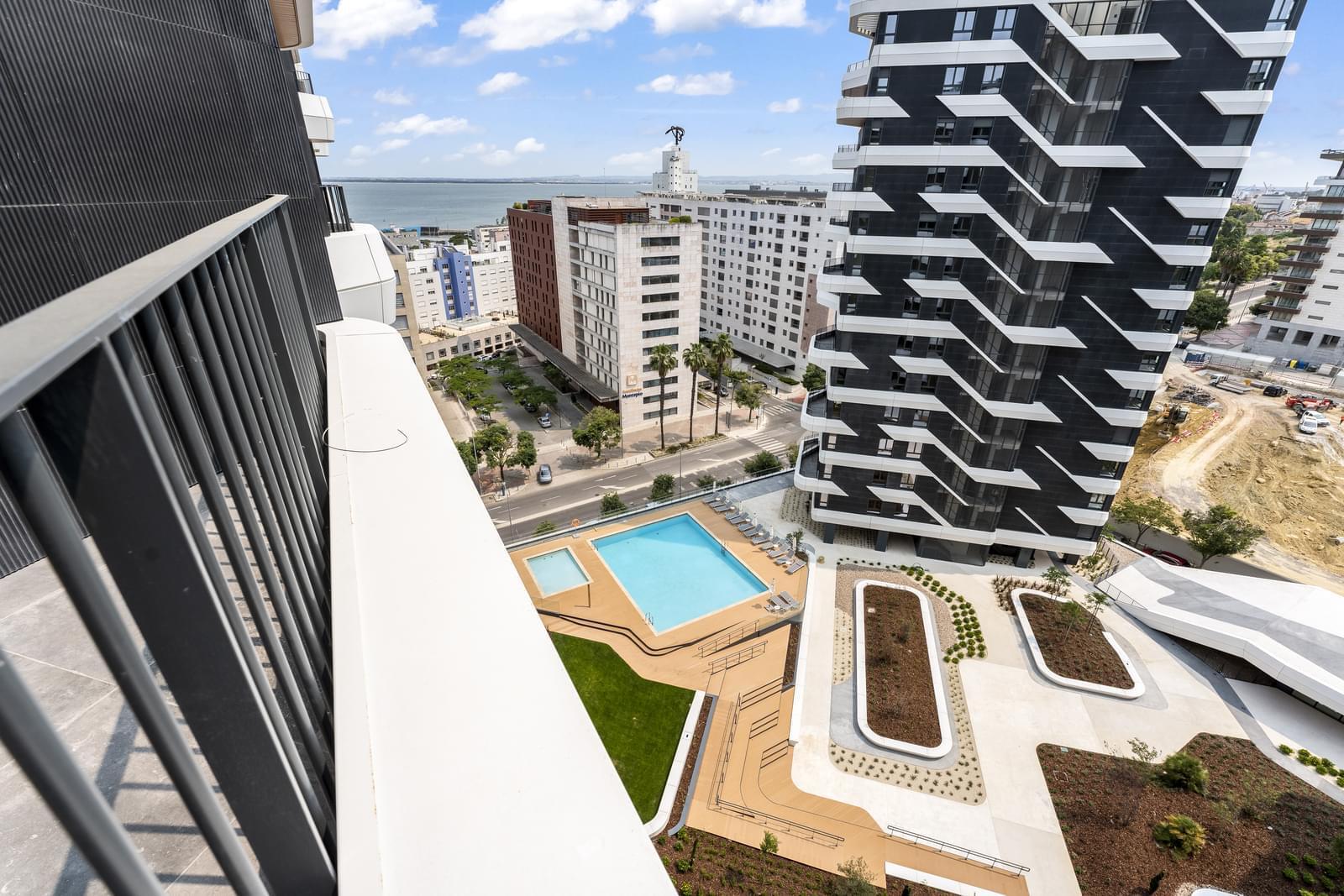 1 Bedroom Apartment/Flat's Image 12