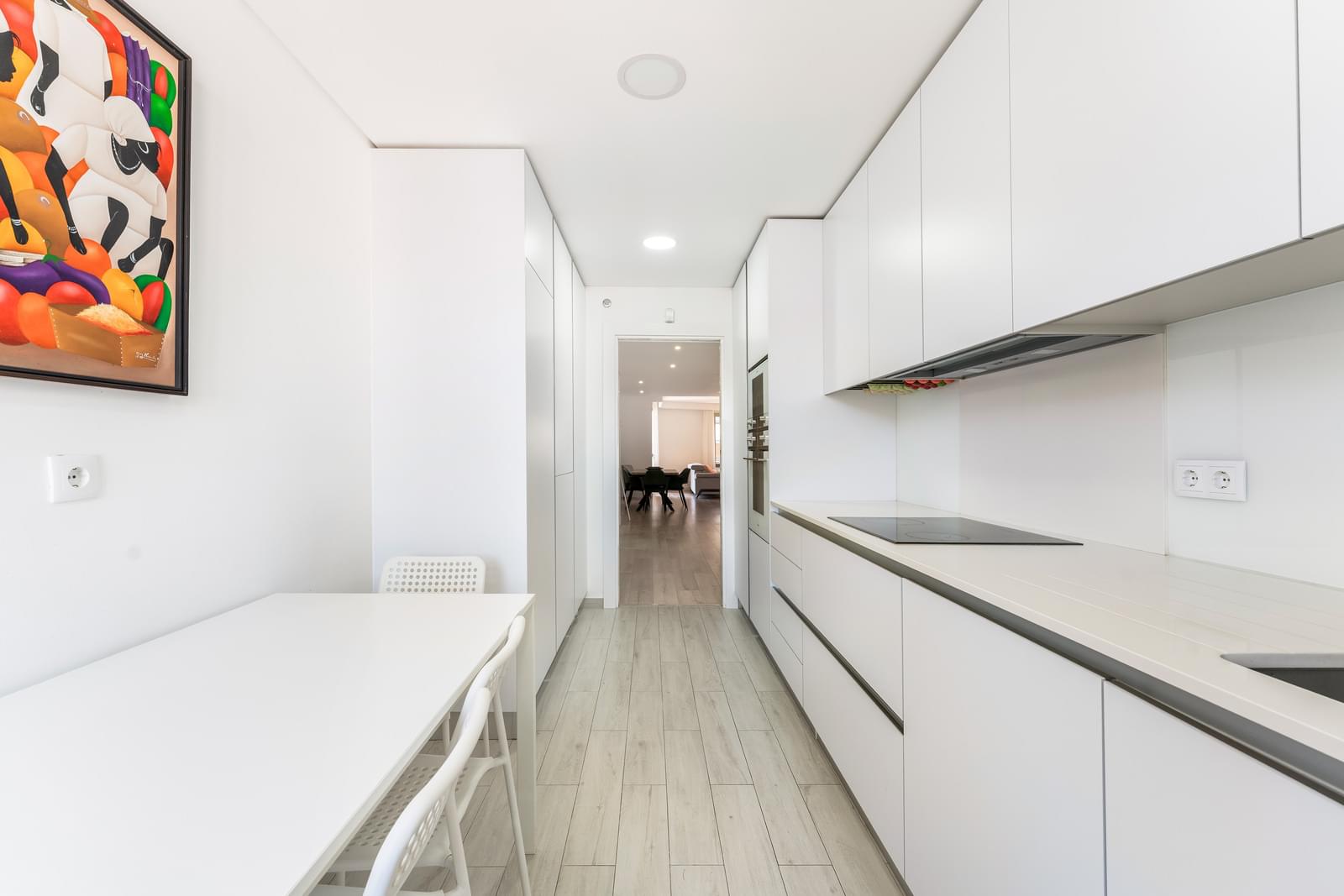 Apartamento T2 com piscina, Loures - Imagem 9