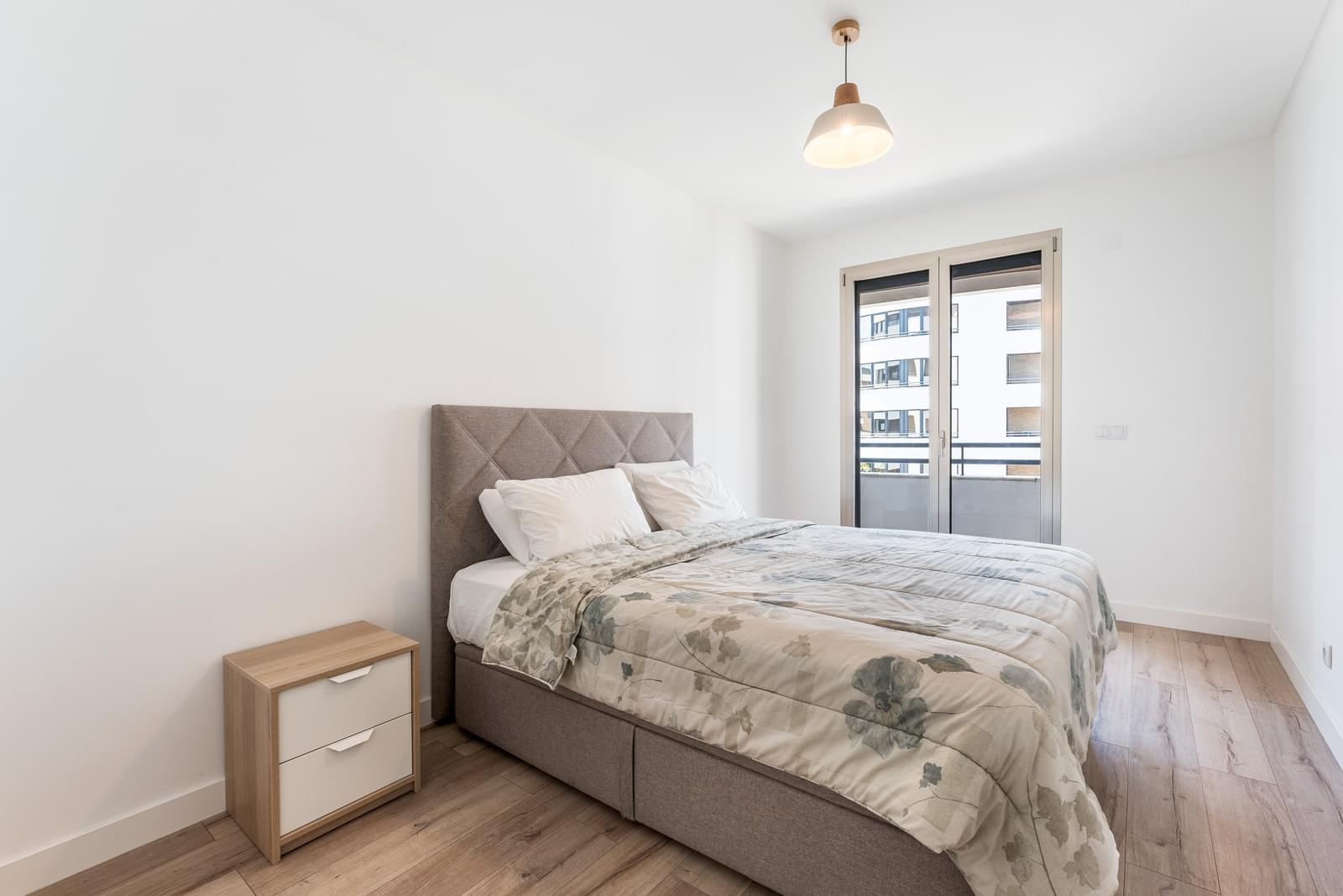 Apartamento T2 com piscina, Loures - Imagem 18