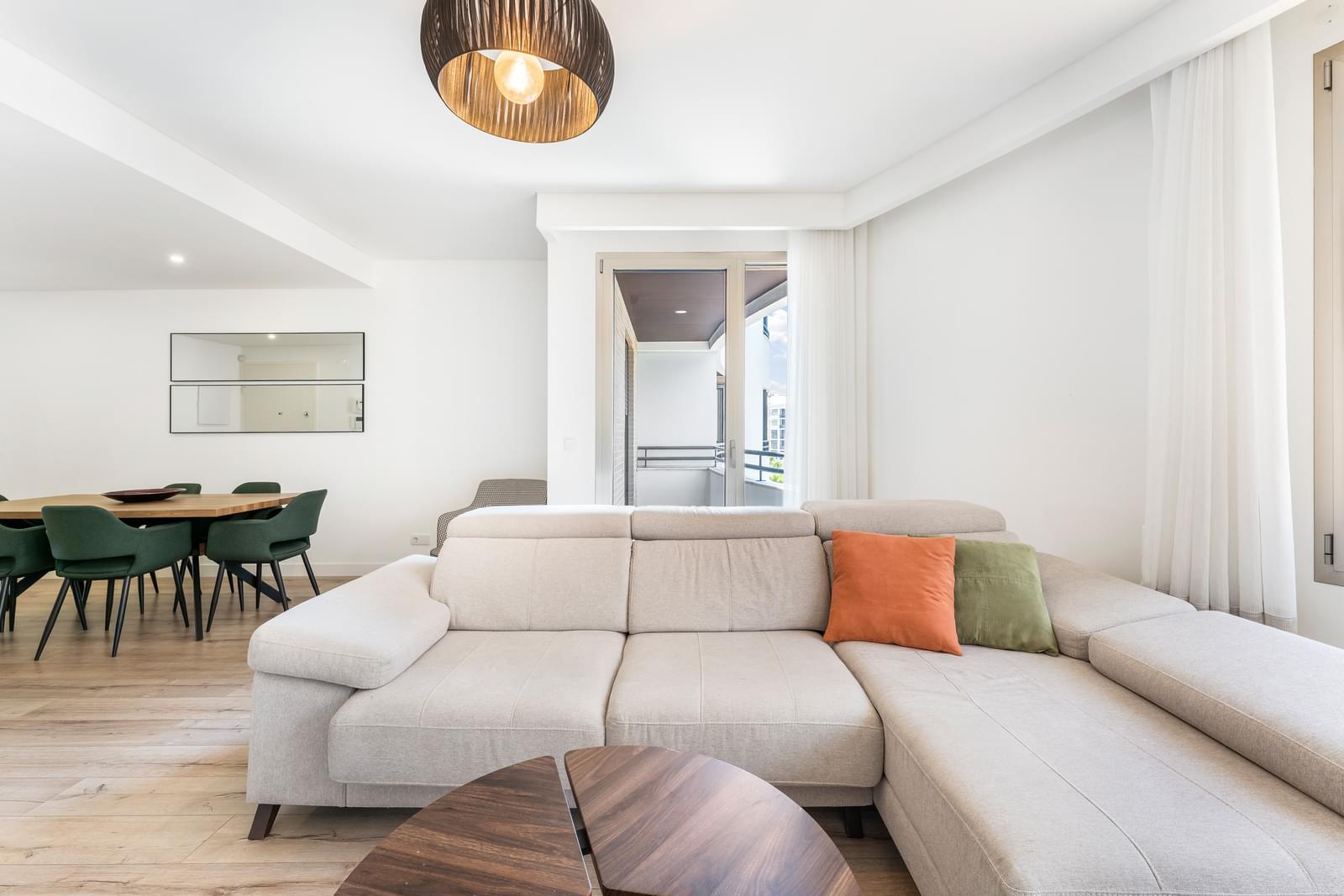 Apartamento T2 com piscina, Loures - Imagem 3