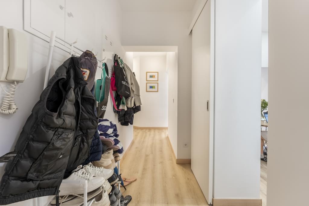 1 Bedroom Apartment with a terrace, Campo de Ourique, Lisboa 4242797090