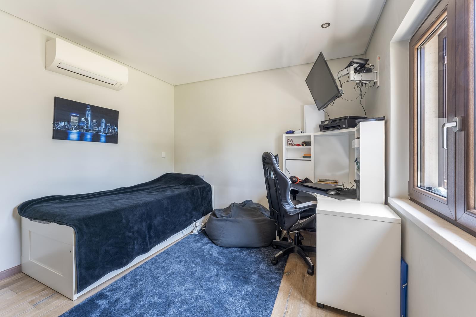 Moradia Geminada T3 + 1 com piscina, Encarnação, Lisboa - Imagem 15