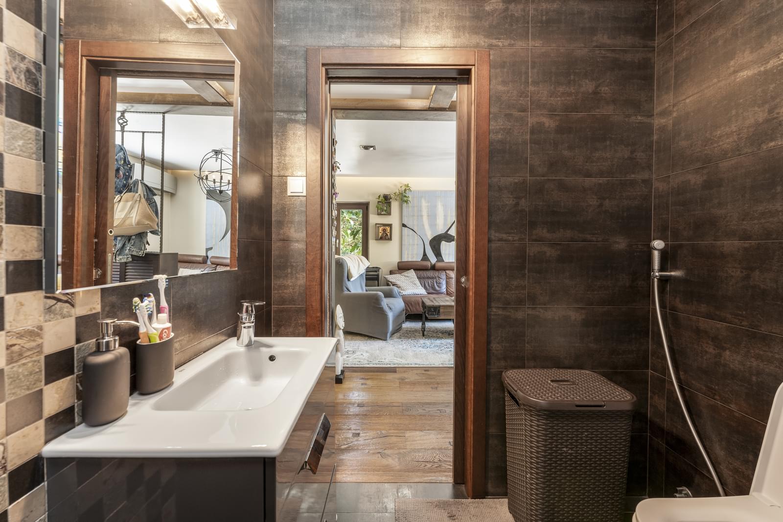 Moradia Geminada T3 + 1 com piscina, Encarnação, Lisboa - Imagem 14