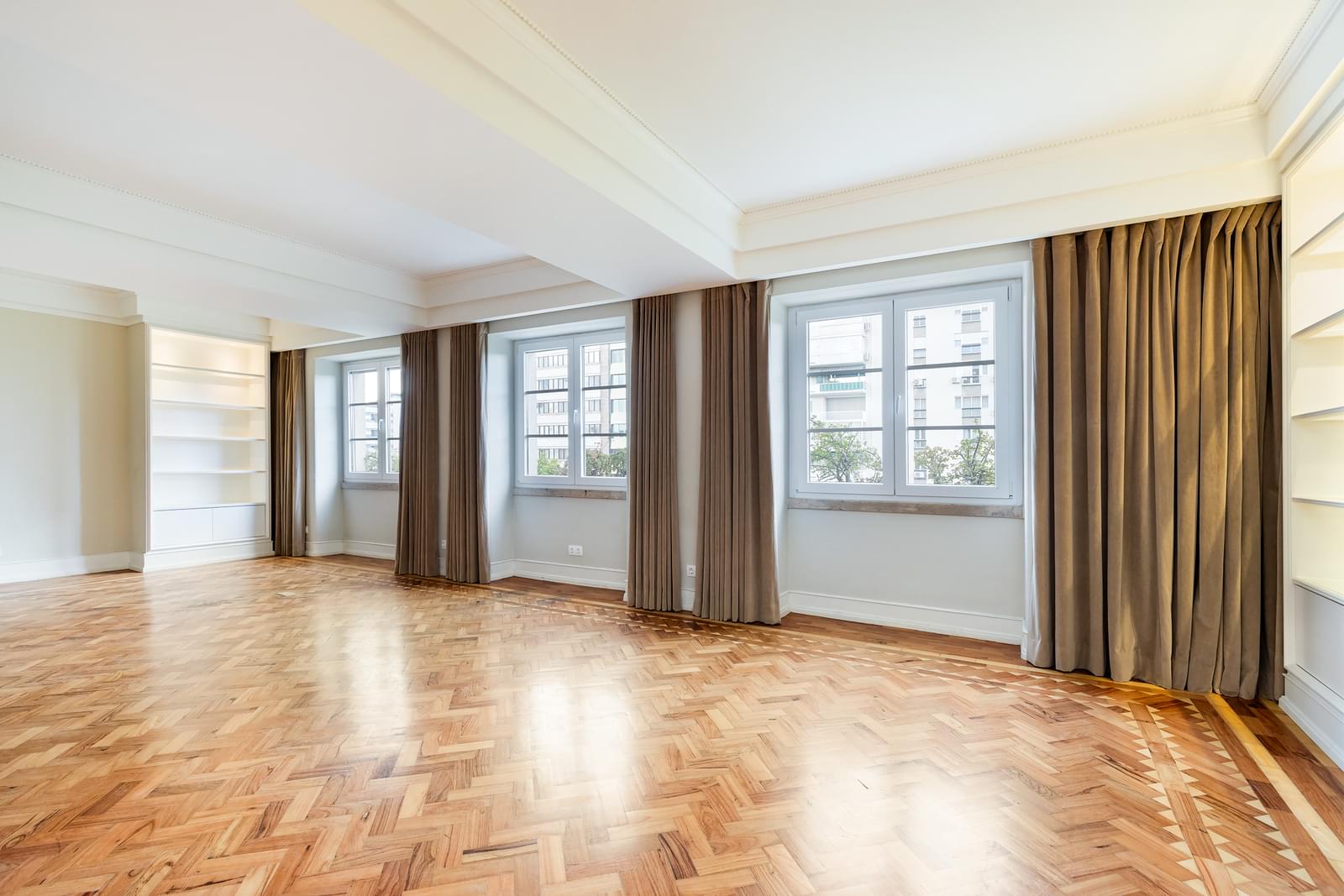 Apartamento T4 com vista, Avenidas Novas, Lisboa - Imagem 3
