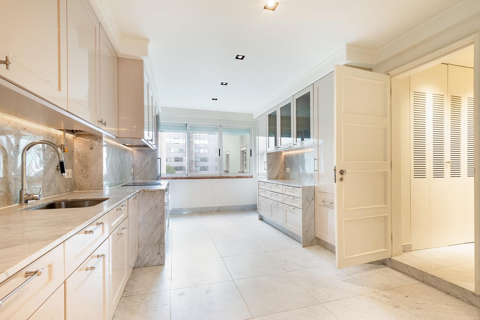 Apartamento T4 com vista, Avenidas Novas, Lisboa - Imagem 5