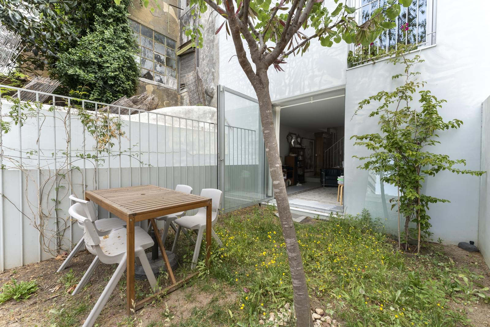 Moradia T3 com jardim, Lisboa - Imagem 4