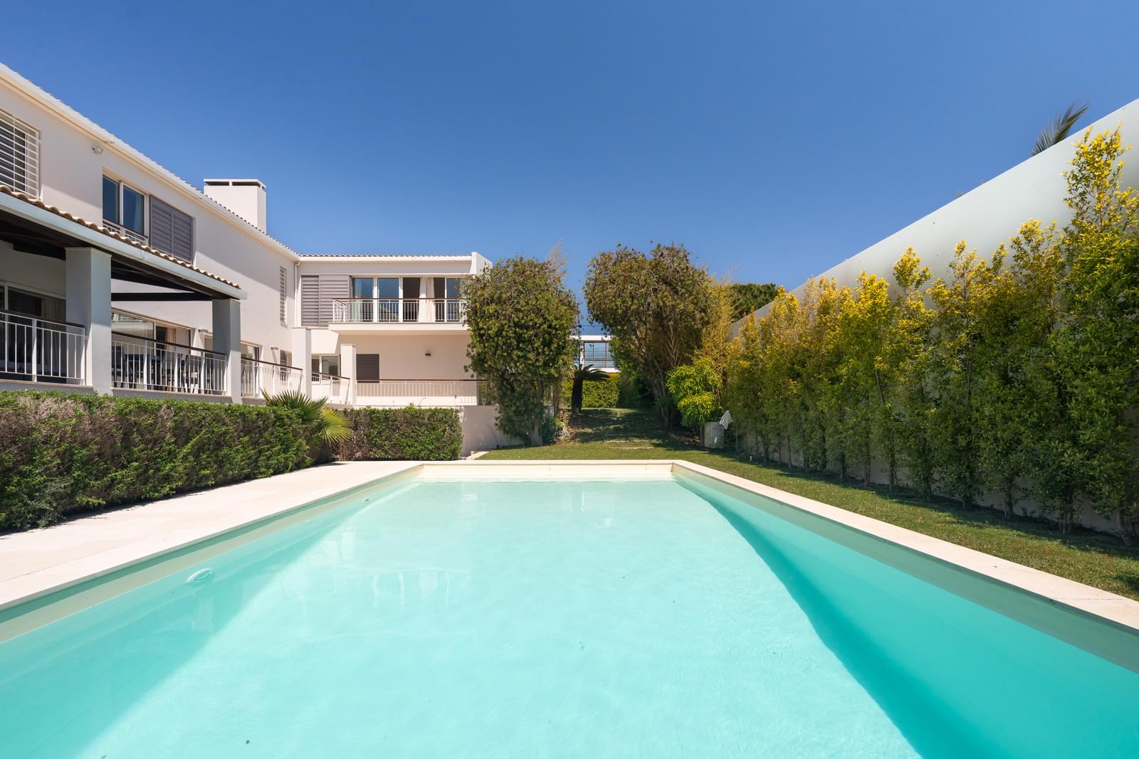 Moradia T6 com piscina, Areia, Cascais - Imagem 1