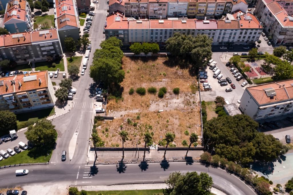 Urban land 3615 m2, Odivelas 4003427730