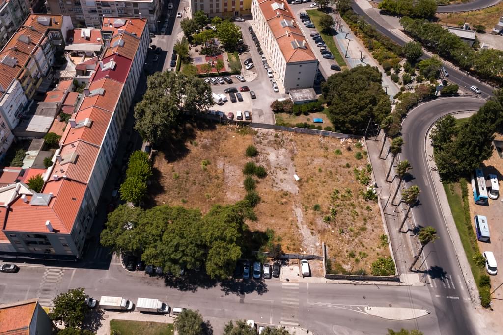 Urban land 3615 m2, Odivelas 4003427730