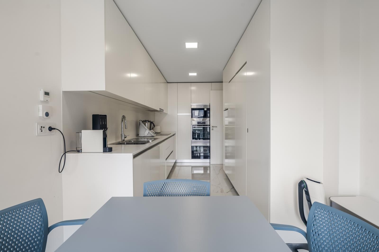 Apartamento T3 com estacionamento, Porto Salvo, Oeiras - Imagem 7