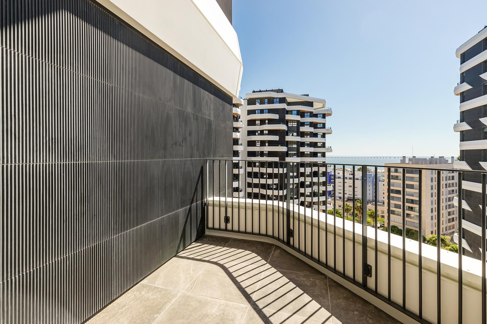 Apartamento T1 com piscina, Parque das Nações, Lisboa - Imagem 1