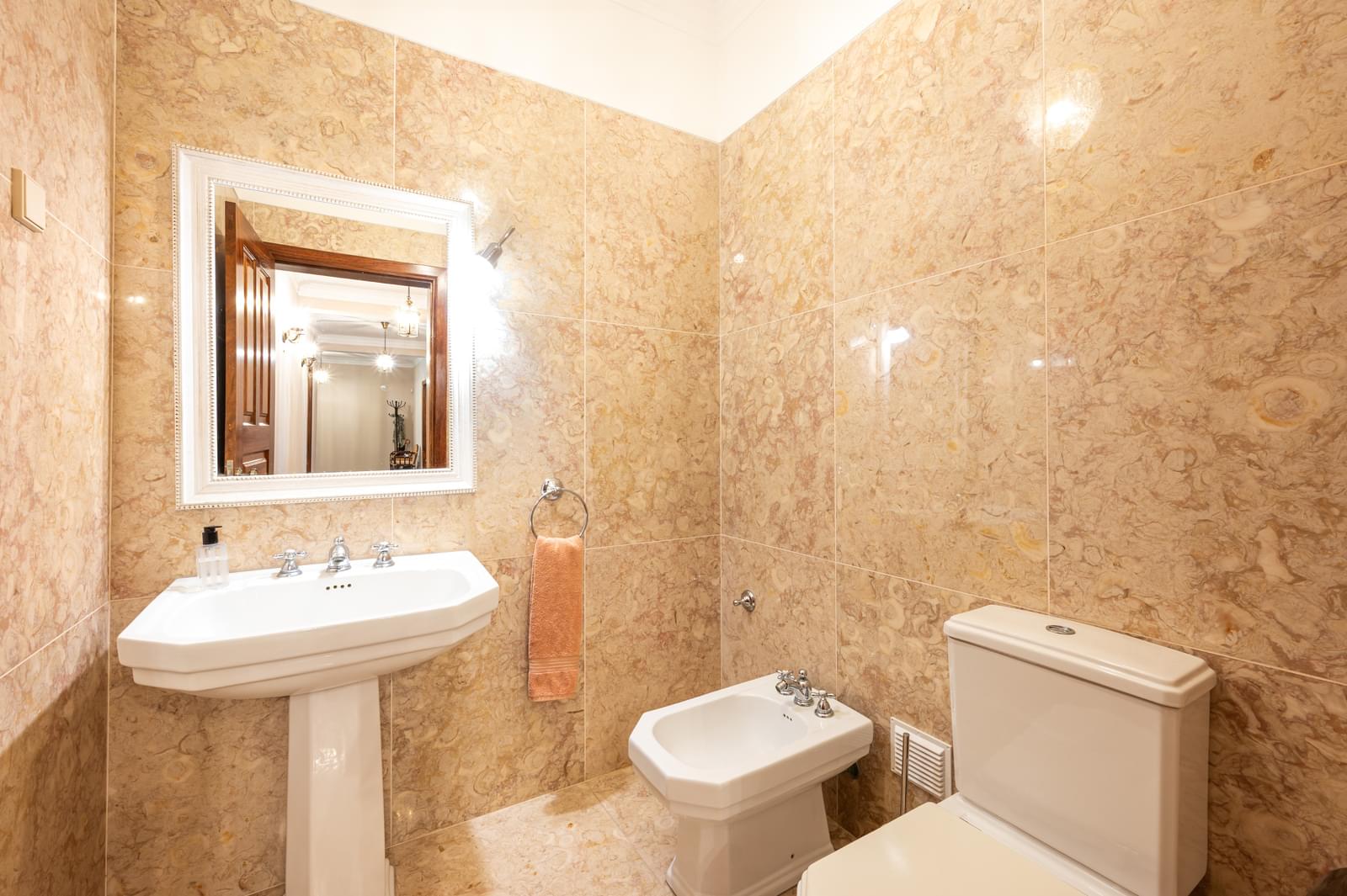 Moradia T5 + 5 com piscina, Aroeira, Almada - Imagem 37