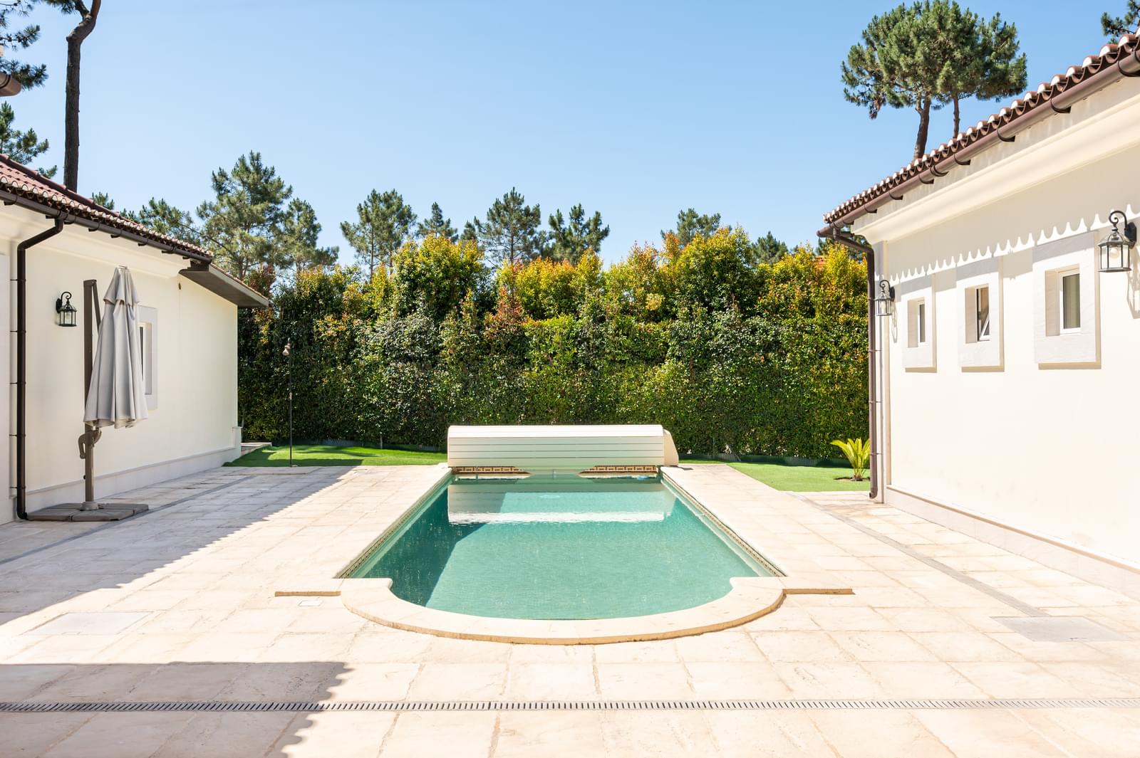 Moradia T5 + 5 com piscina, Aroeira, Almada - Imagem 7