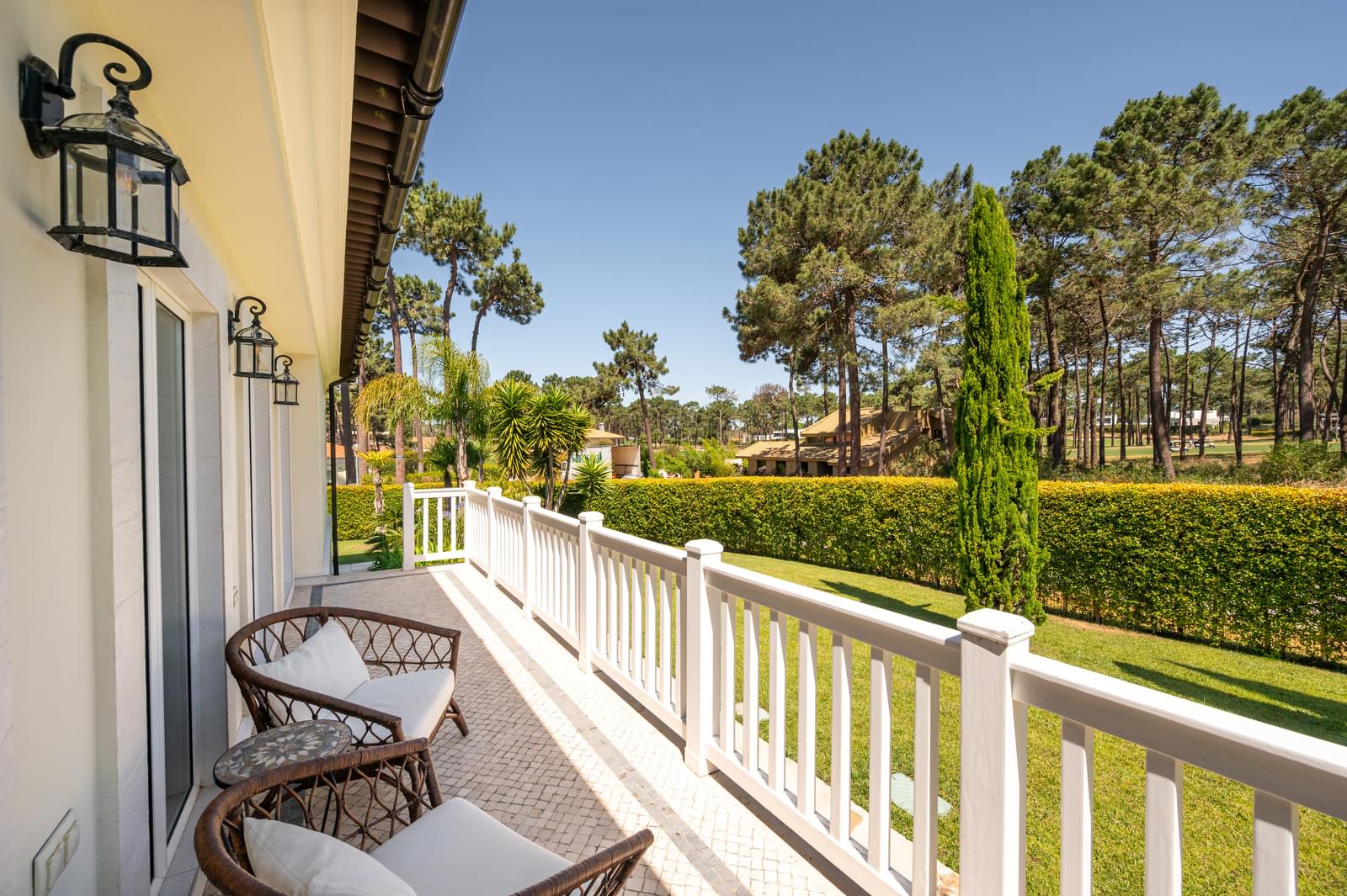 Moradia T5 + 5 com piscina, Aroeira, Almada - Imagem 6