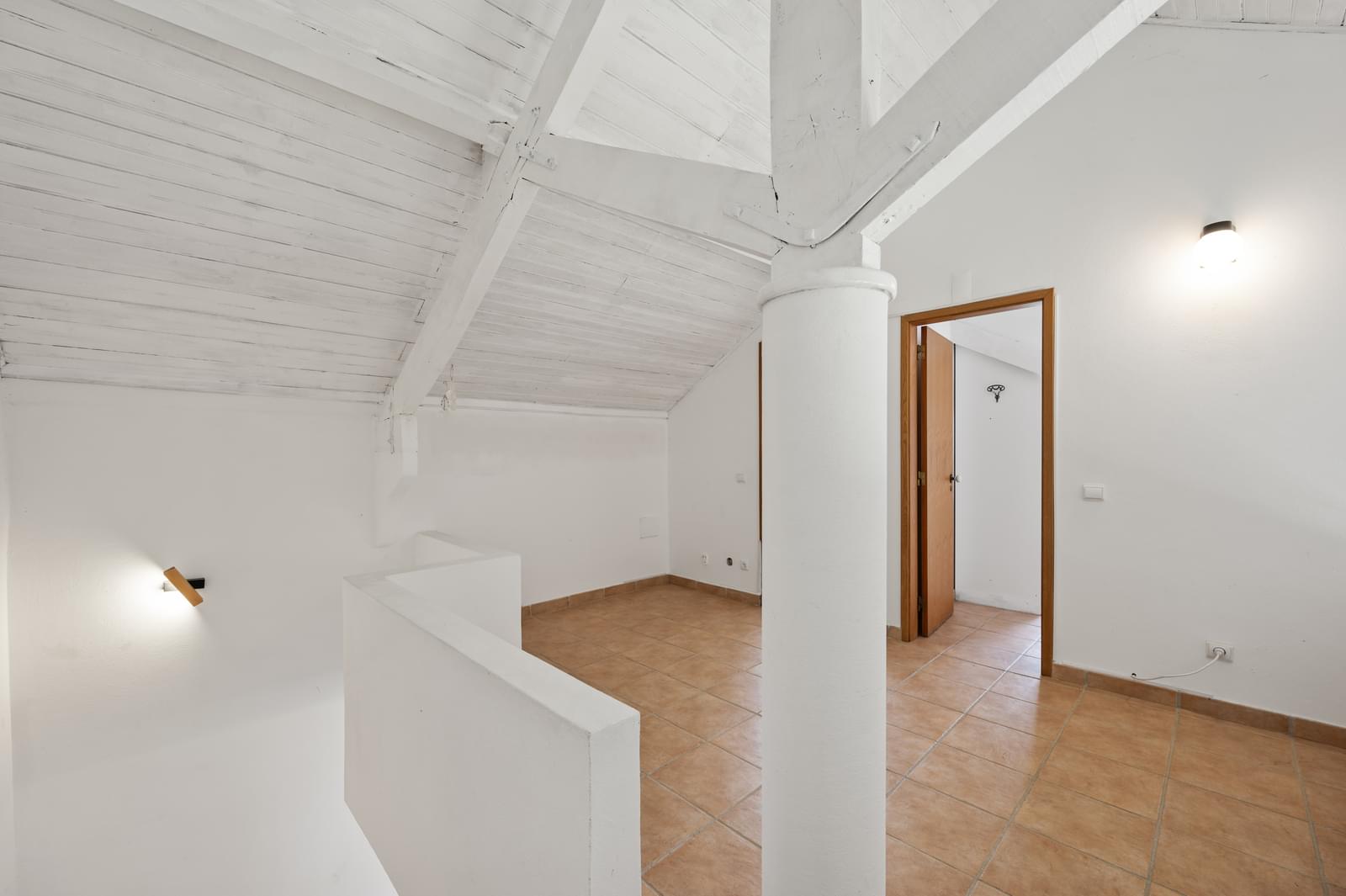 Moradia Isolada T4 com jardim, Sobreiras Altas, Grandola - Imagem 20