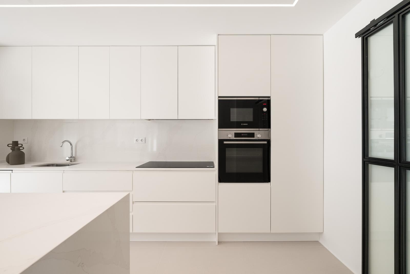 Moradia Geminada T4 com piscina, Birre, Cascais - Imagem 12