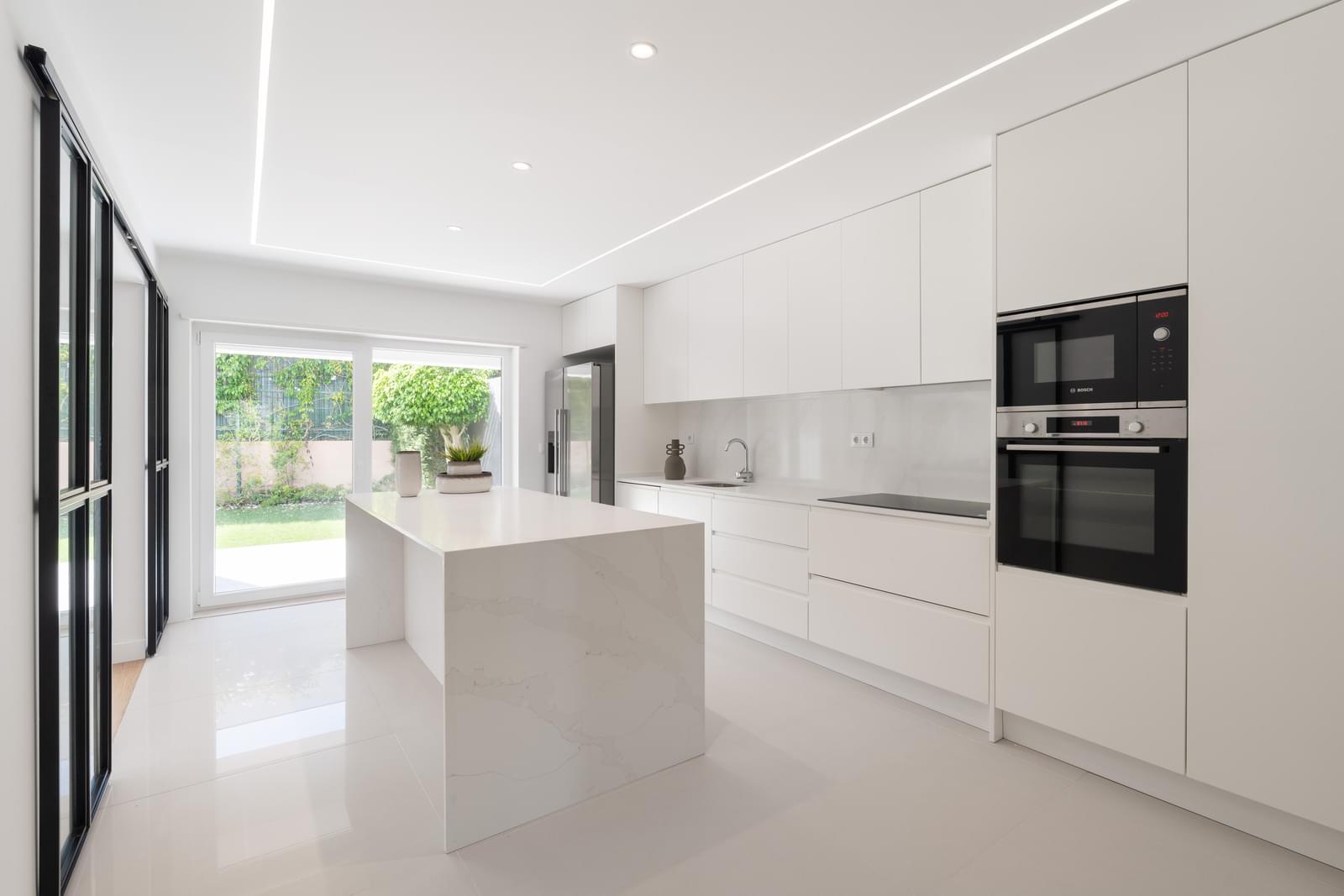Moradia Geminada T4 com piscina, Birre, Cascais - Imagem 11