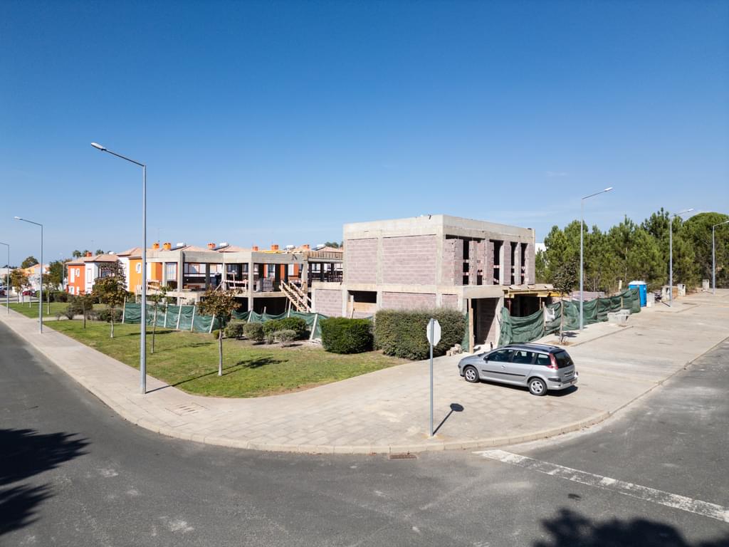 4 Bedroom Semi-detached house with parking Santiago do Cacem