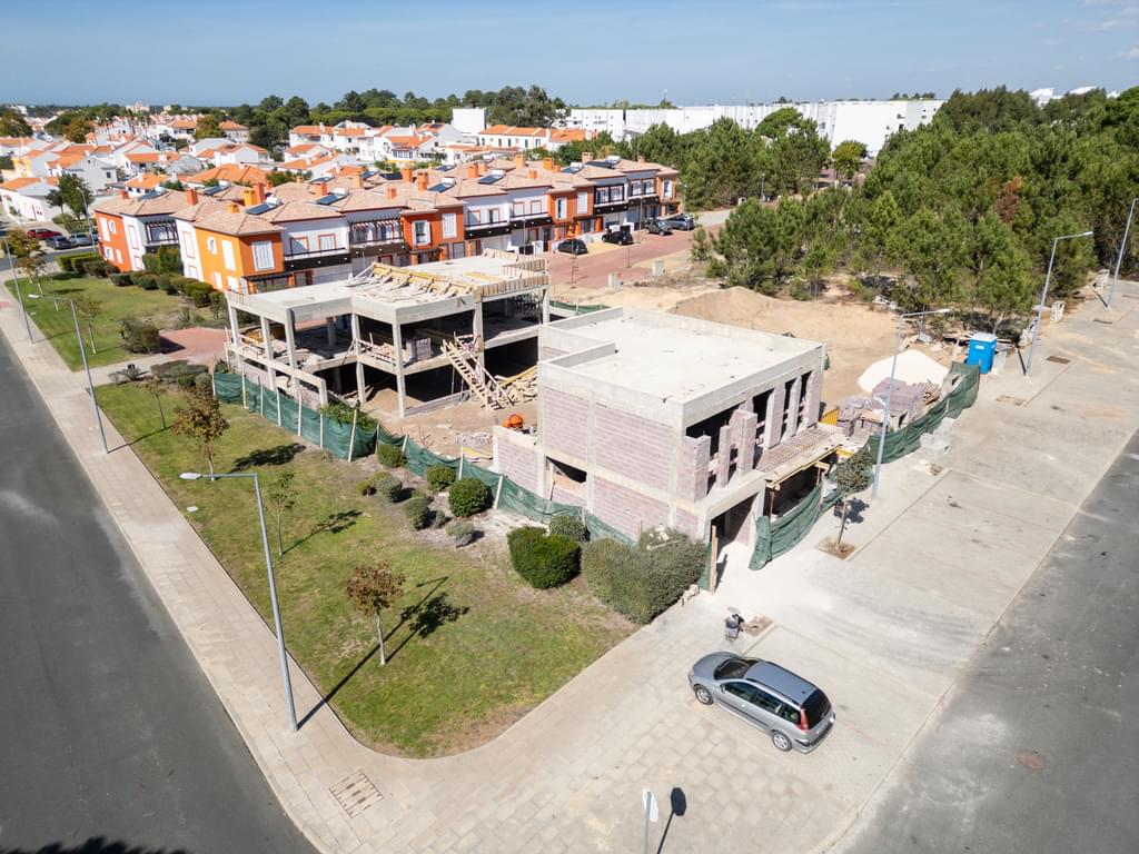 4 Bedroom Semi-detached house with parking, Vila Nova de Santo André, Santiago do Cacem 2647731634