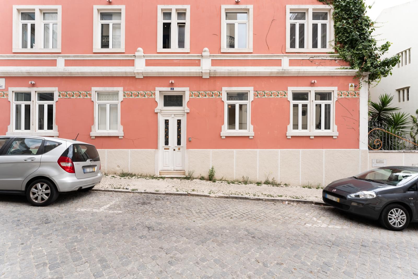 Moradia em Banda T4 + 1 com piscina, Pena, Lisboa - Imagem 1