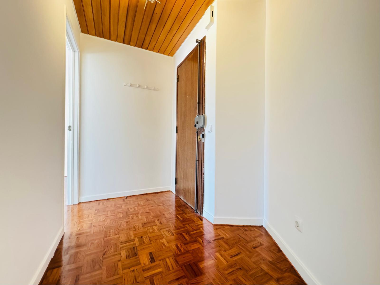 Apartamento T3 com varanda, Avenidas Novas, Lisboa - Imagem 6