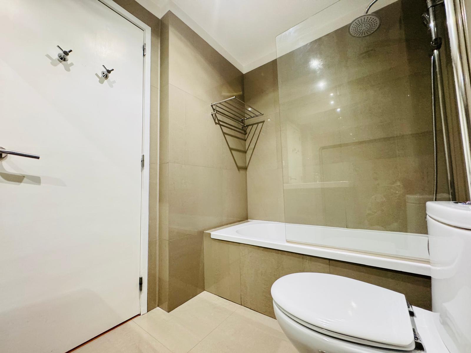 Apartamento T3 com varanda, Avenidas Novas, Lisboa - Imagem 17