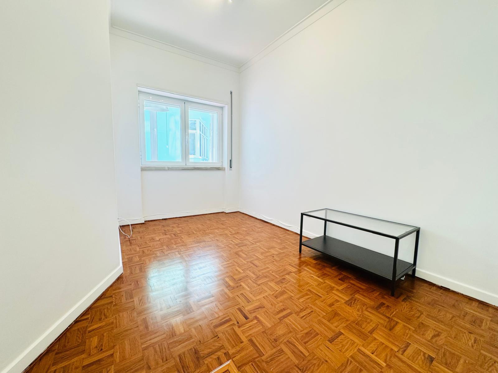 Apartamento T3 com varanda, Avenidas Novas, Lisboa - Imagem 20