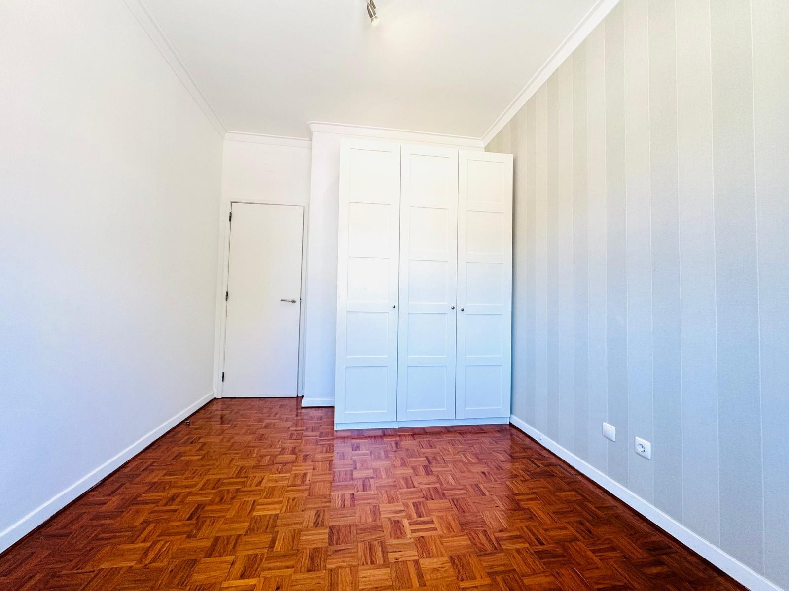 Apartamento T3 com varanda, Avenidas Novas, Lisboa - Imagem 24
