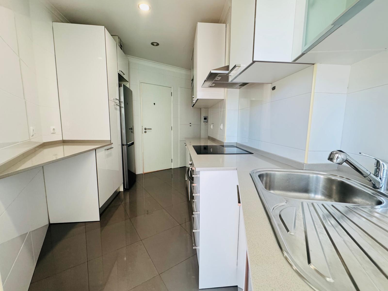 Apartamento T3 com varanda, Avenidas Novas, Lisboa - Imagem 26