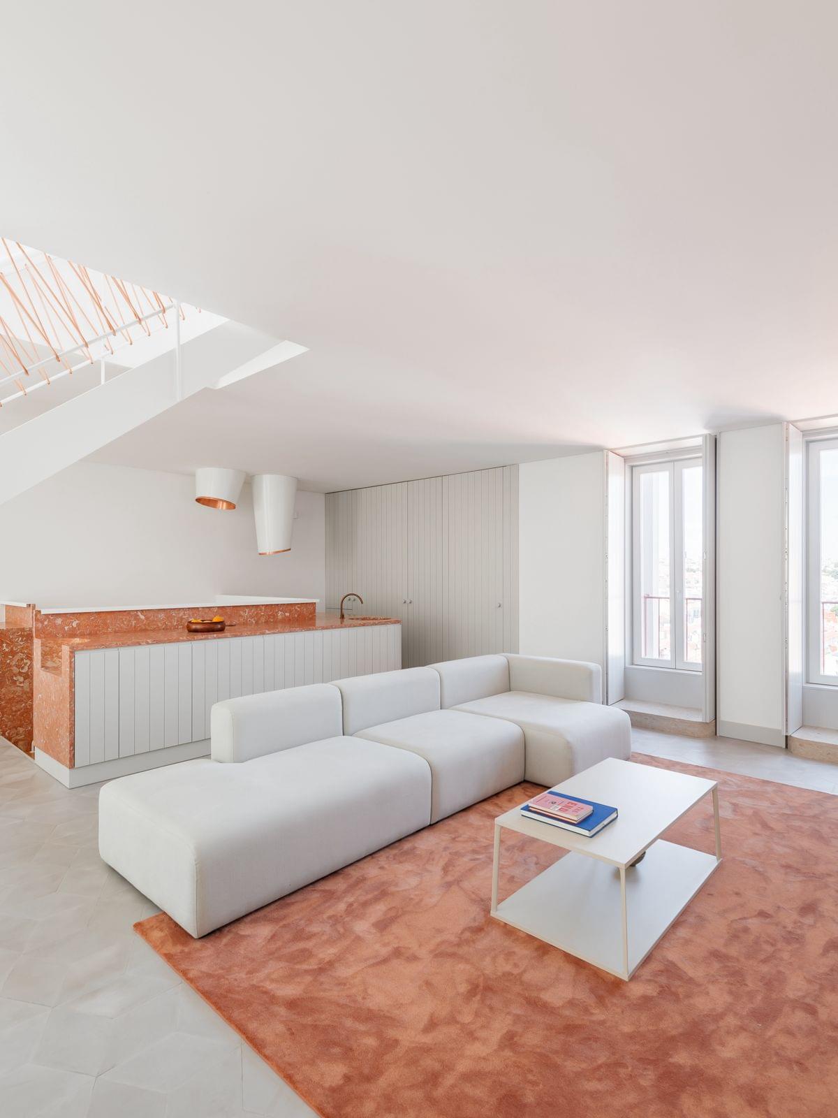 Apartamento T2 com terraço, Lisboa - Imagem 1