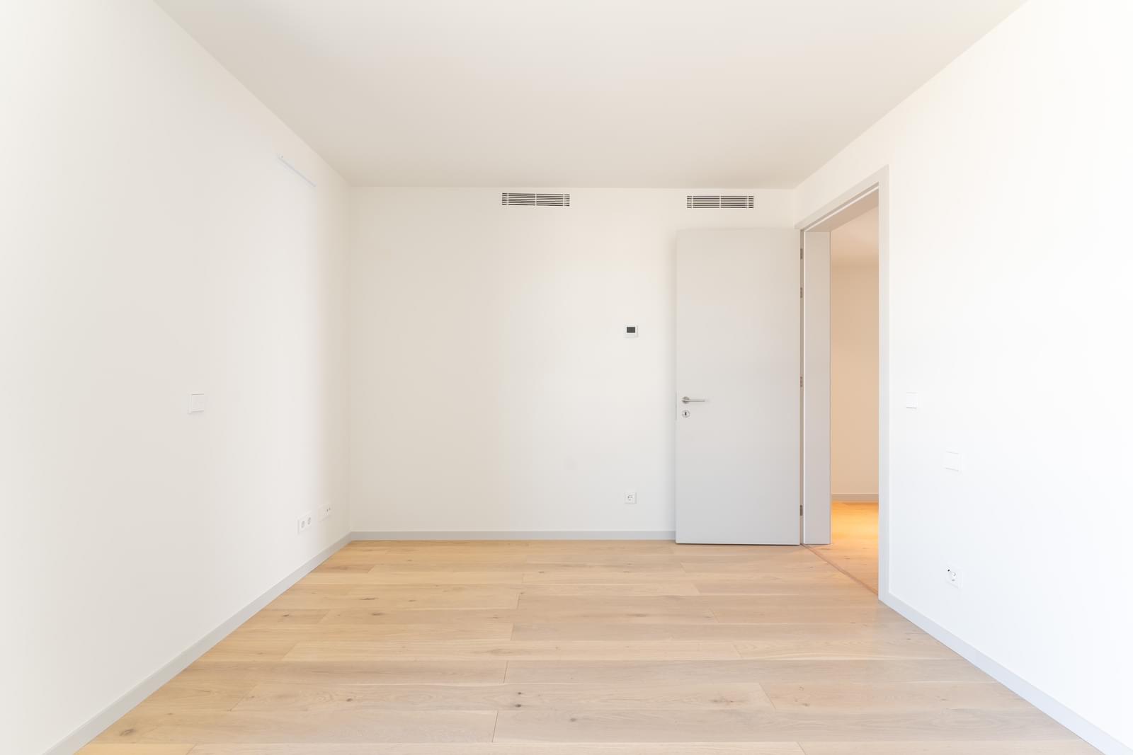 2 Bedroom Apartment/Flat's Image 18