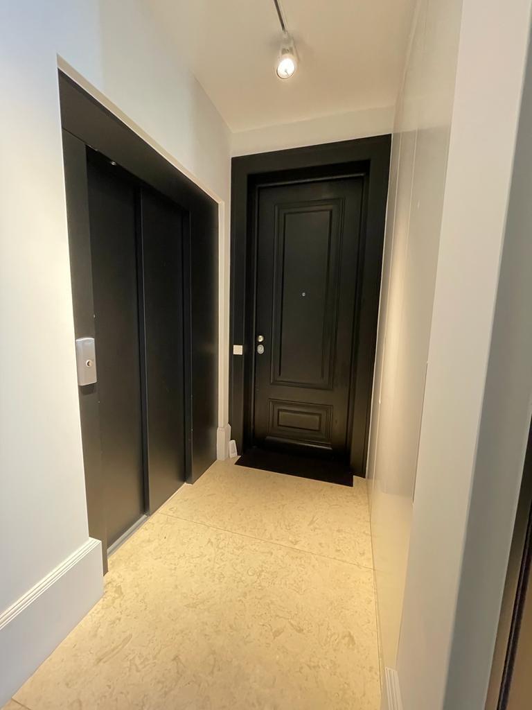 1 Bedroom Apartment, Campo de Ourique, Lisboa 529950698
