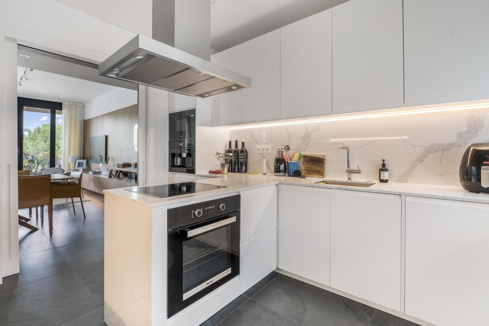 4 Bedroom Villa/Townhouse's Image 6