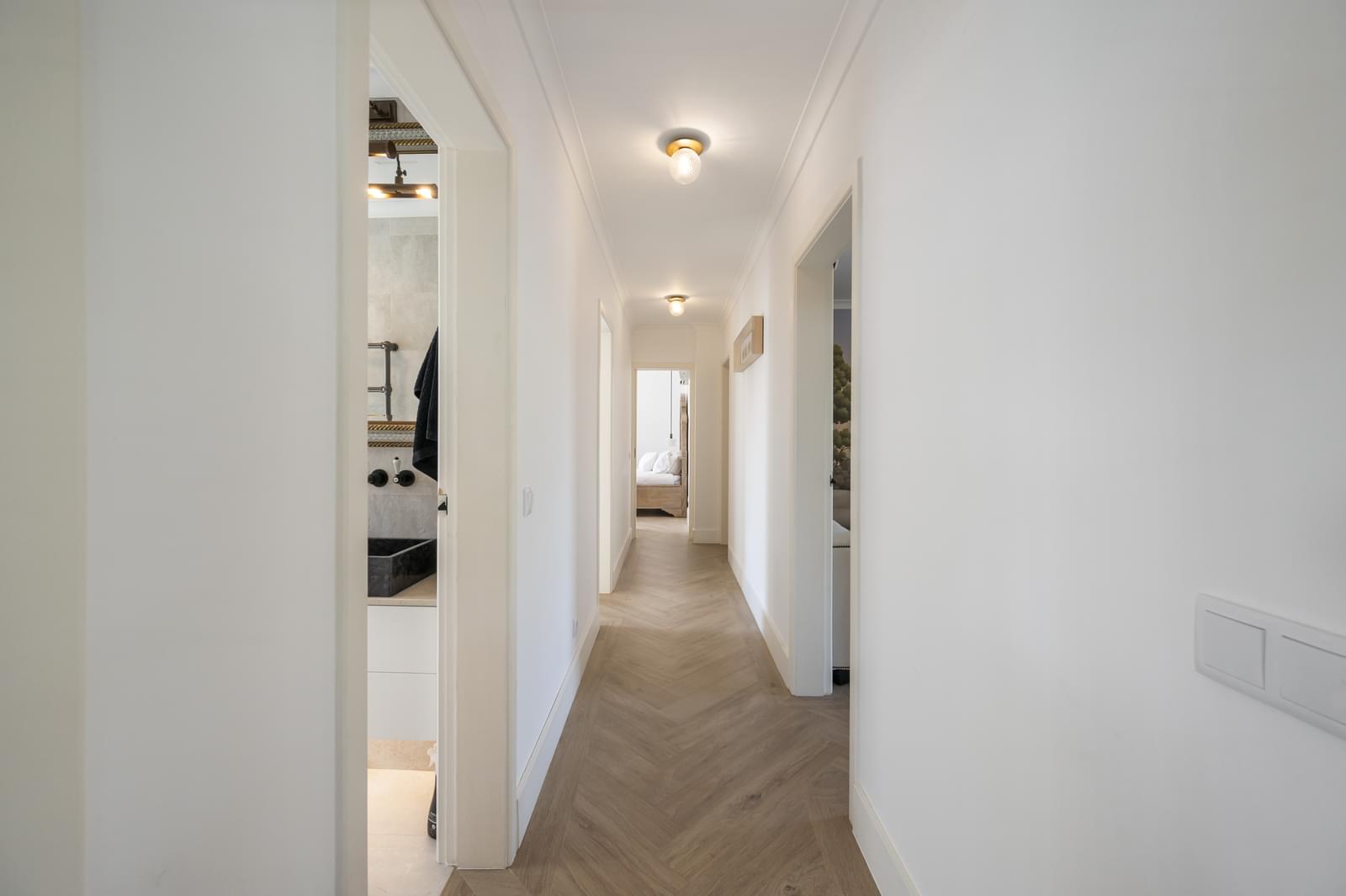 5 Bedroom Villa/Townhouse's Image 9