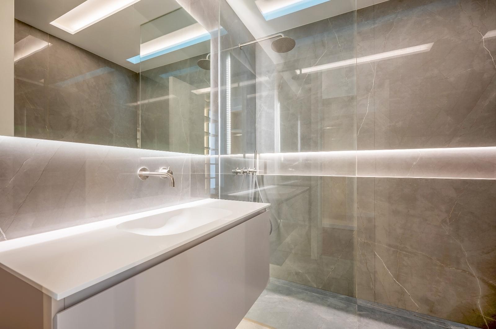 Moradia T5 + 2 com piscina, Restelo, Lisboa - Imagem 27