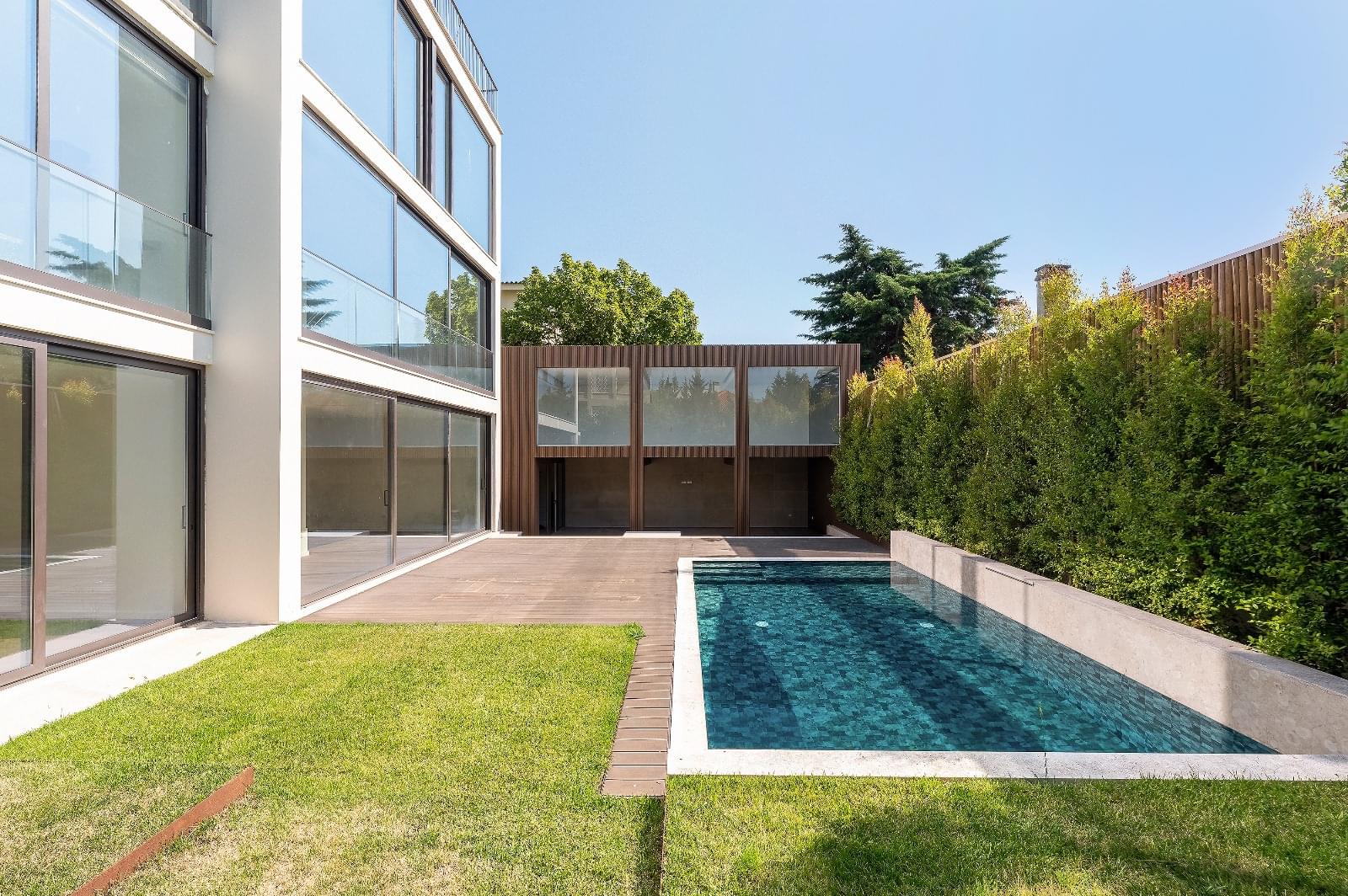 Moradia T5 + 2 com piscina, Restelo, Lisboa - Imagem 4