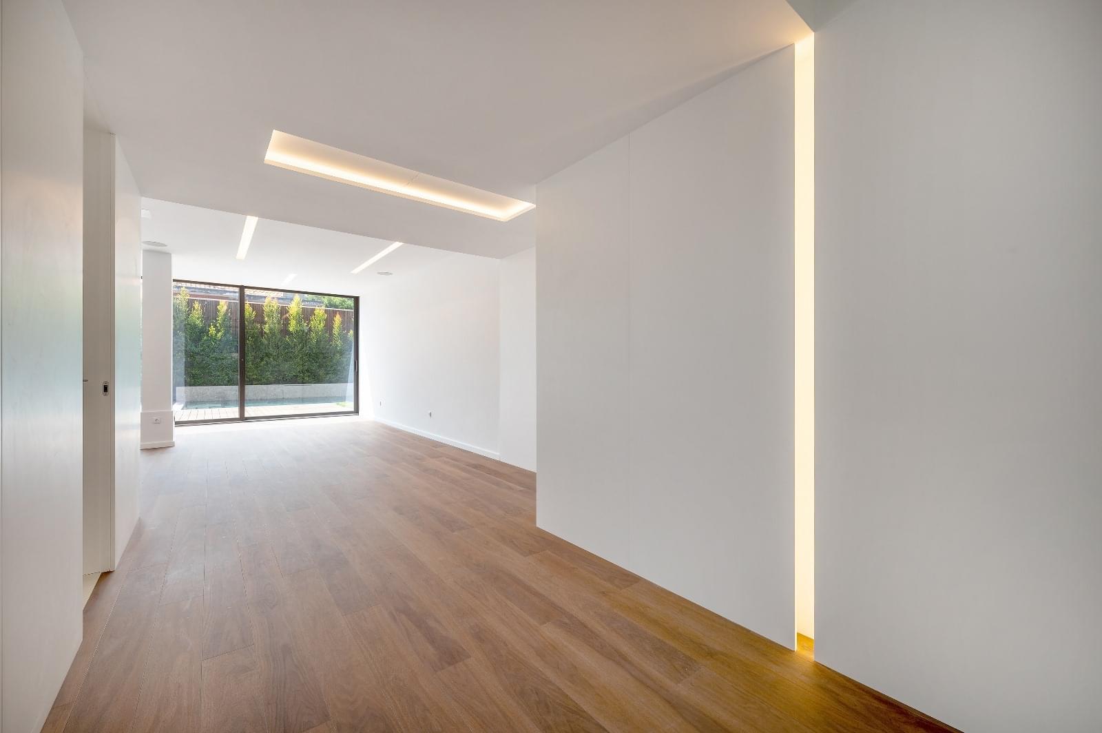 Moradia T5 + 2 com piscina, Restelo, Lisboa - Imagem 17